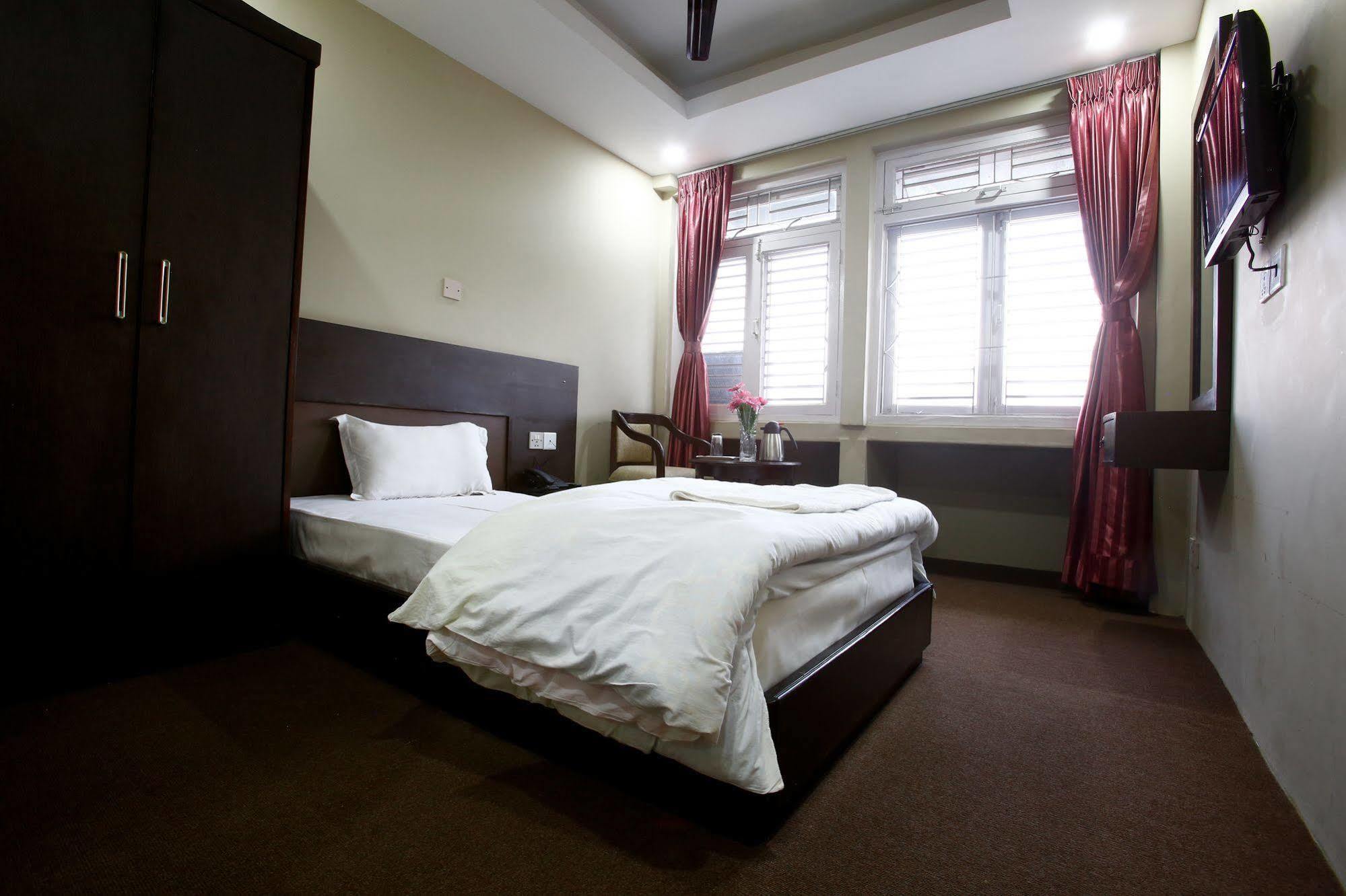 Hotel Nandini Katmandu Dış mekan fotoğraf