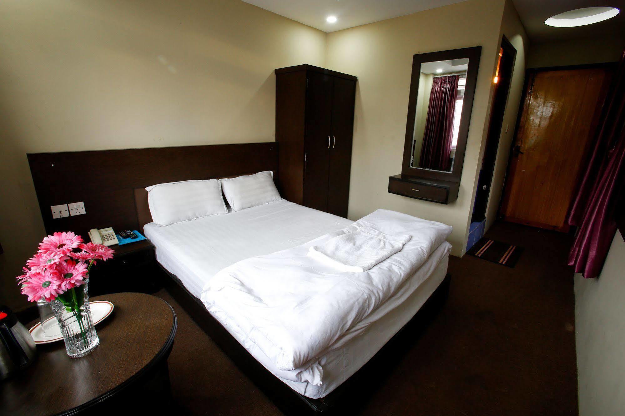 Hotel Nandini Katmandu Dış mekan fotoğraf