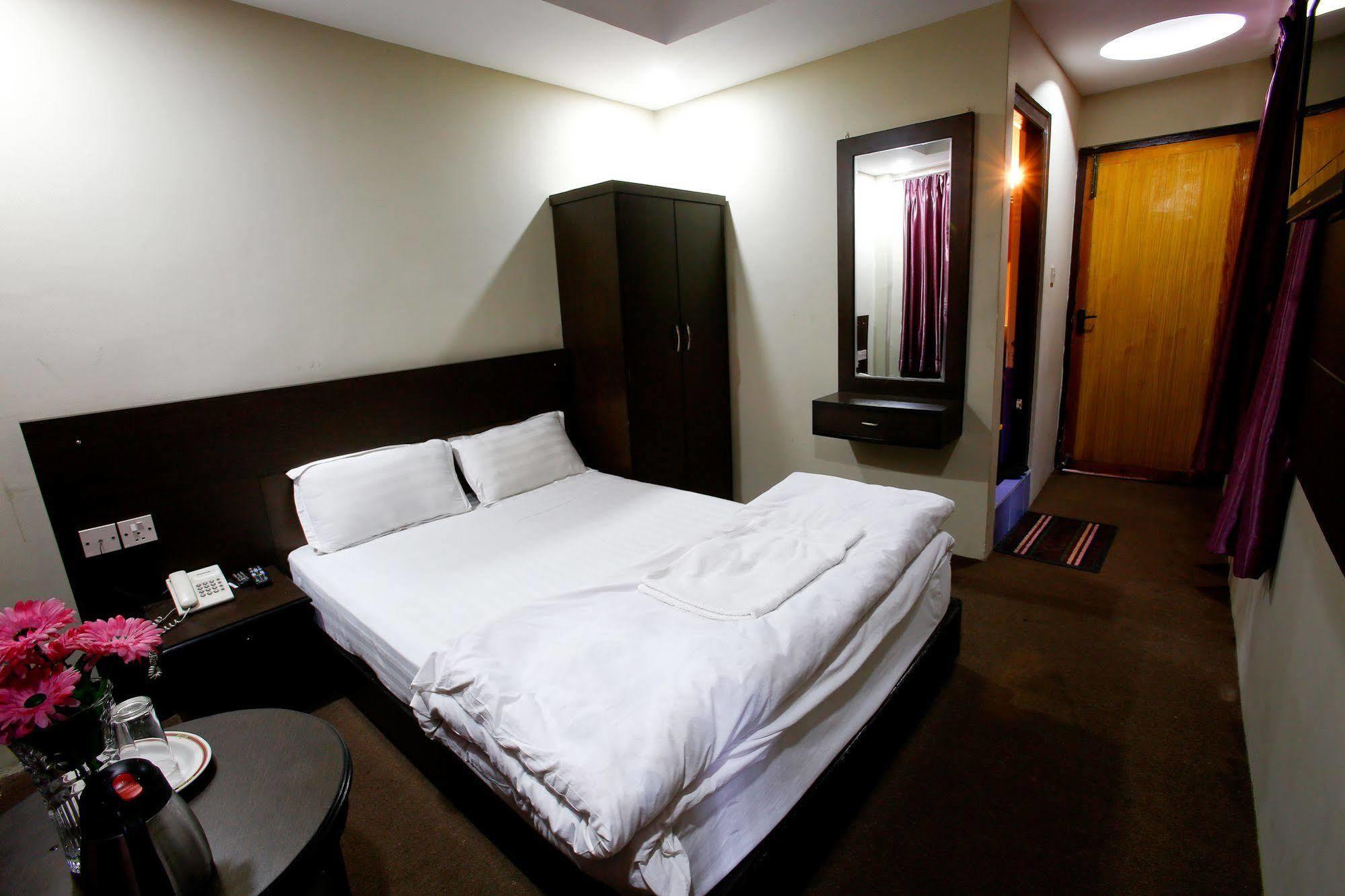 Hotel Nandini Katmandu Dış mekan fotoğraf