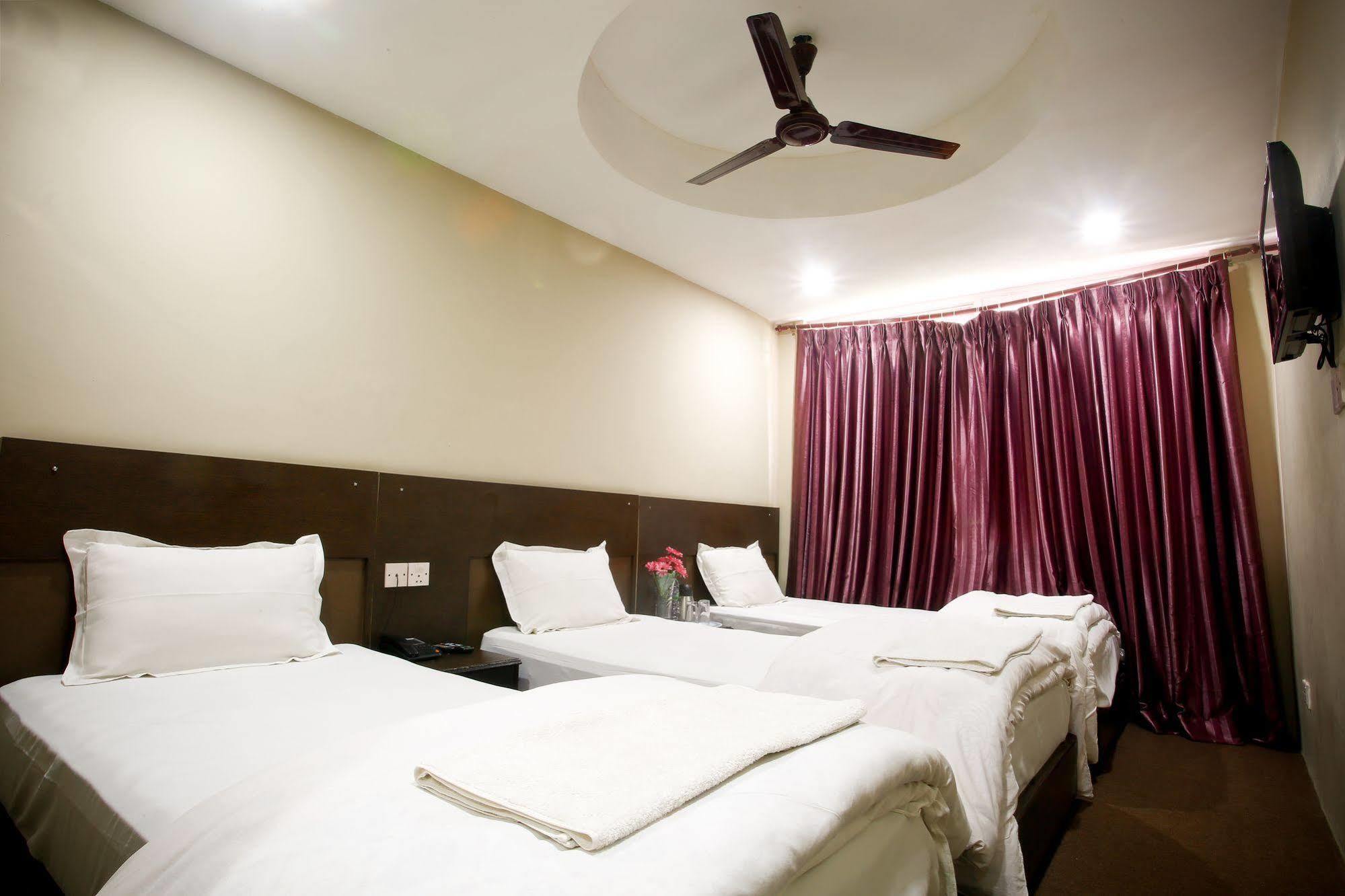 Hotel Nandini Katmandu Dış mekan fotoğraf
